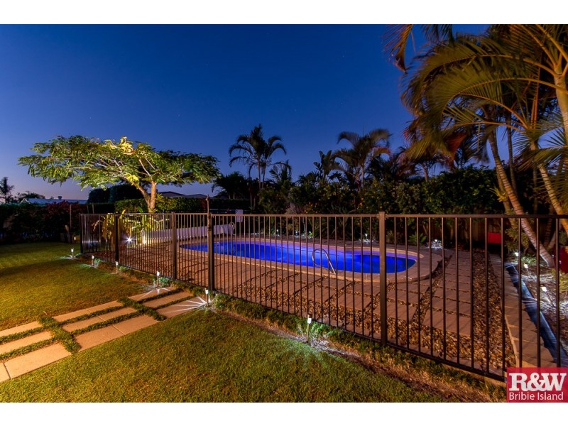 32 Kooringal Way, Sandstone Point QLD 4511