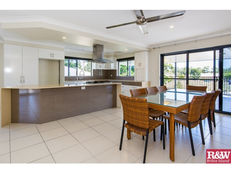6 Third Ave, Bongaree QLD 4507