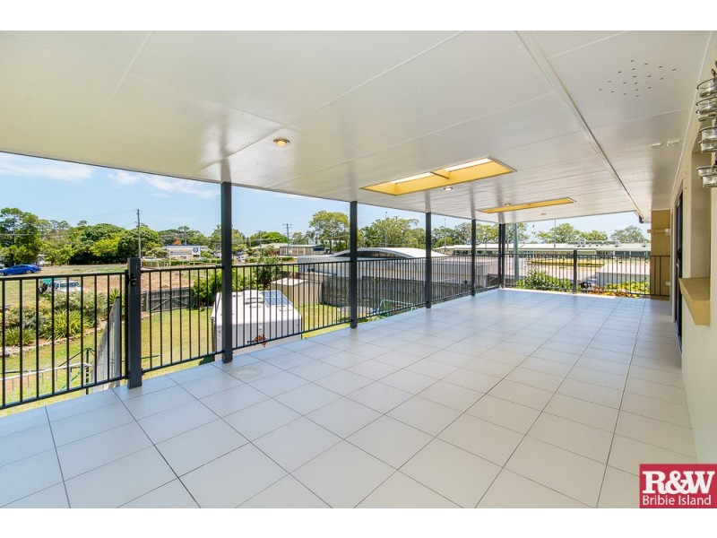 6 Third Ave, Bongaree QLD 4507
