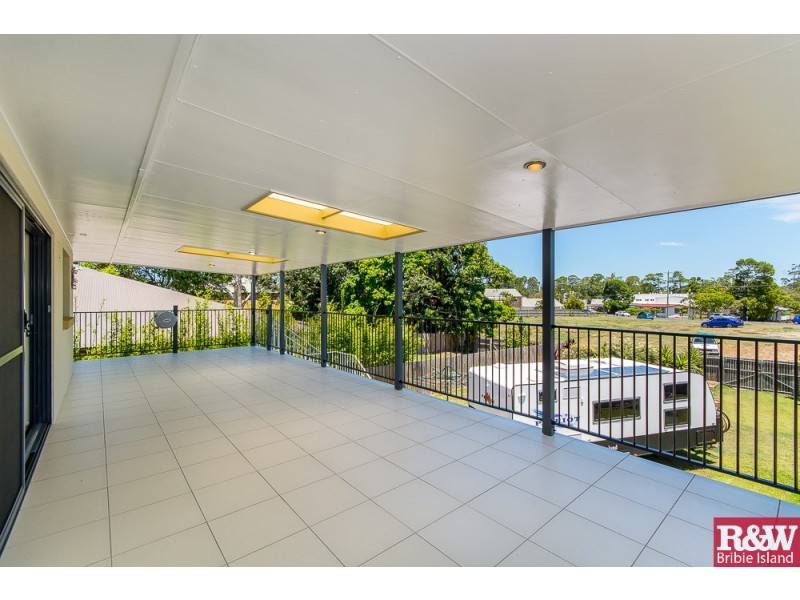 6 Third Ave, Bongaree QLD 4507