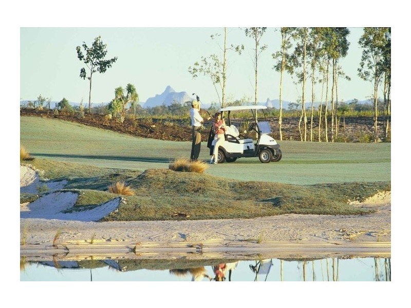 13 Pacific Drive, Banksia Beach QLD 4507