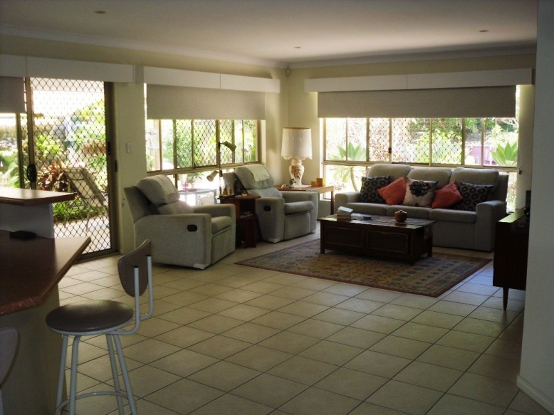 125 Cosmos Avenue, Banksia Beach QLD 4507