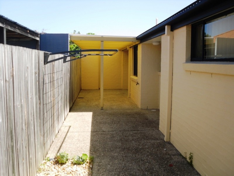 17/8 Spinnaker Drive, Sandstone Point QLD 4511