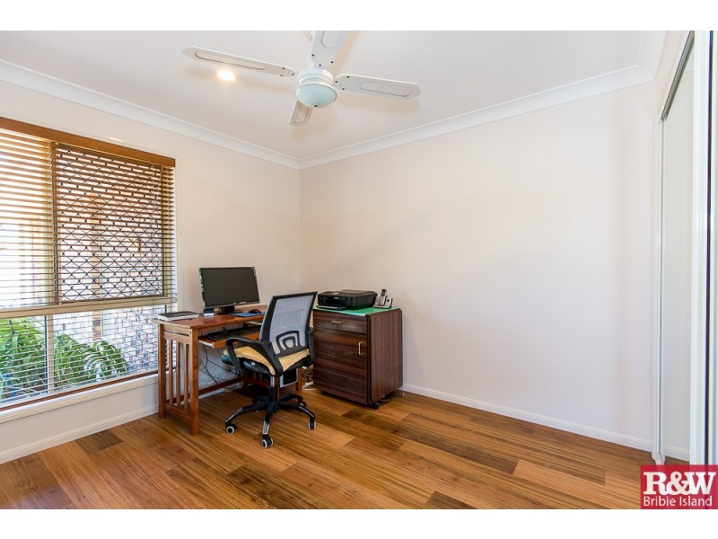 2 Seaforth Street, Sandstone Point QLD 4511