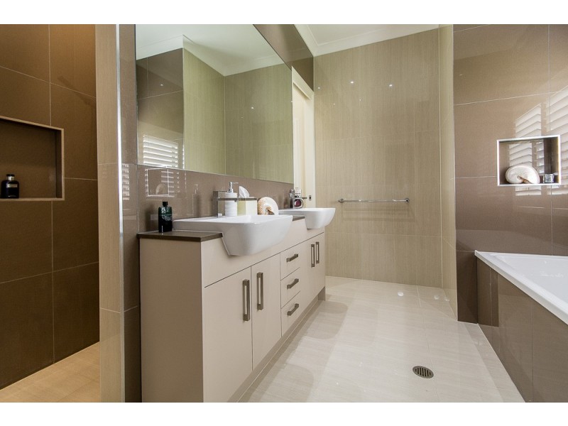 41 The Promontory, Banksia Beach QLD 4507