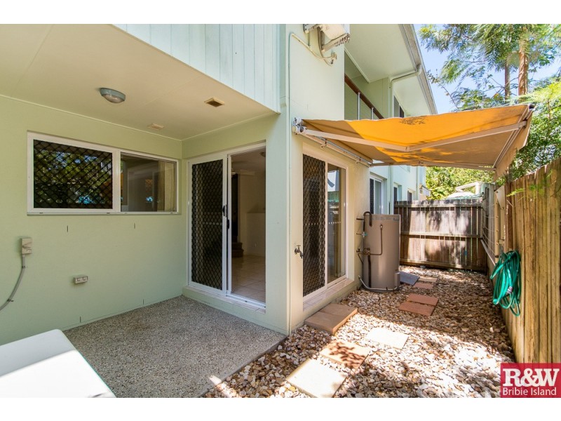 2/9 Third Ave, Bongaree QLD 4507