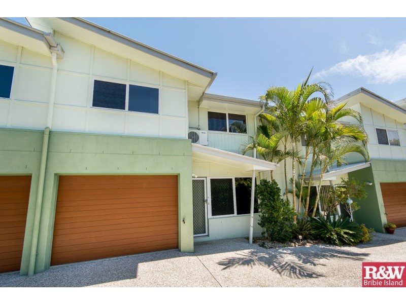 2/9 Third Ave, Bongaree QLD 4507