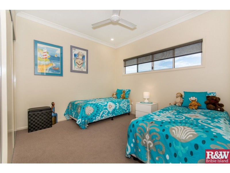 34 Barklya Crescent, Bongaree QLD 4507