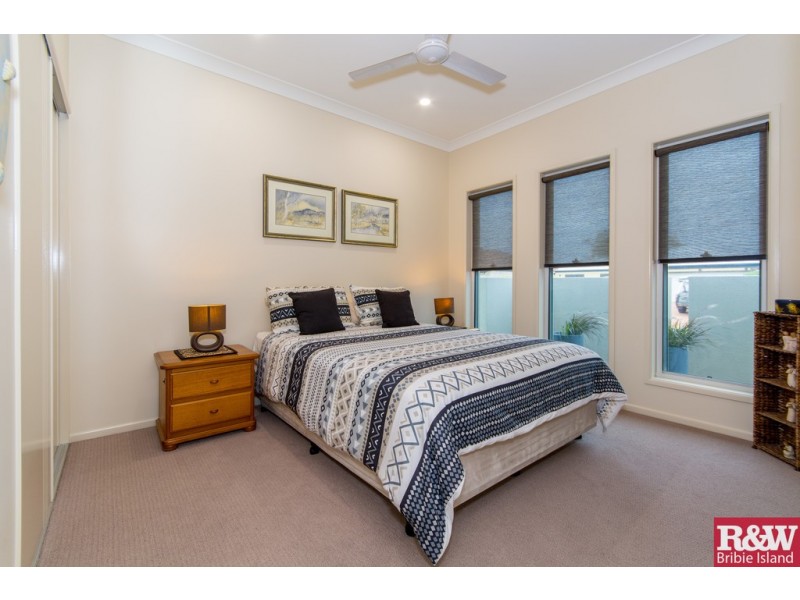 34 Barklya Crescent, Bongaree QLD 4507