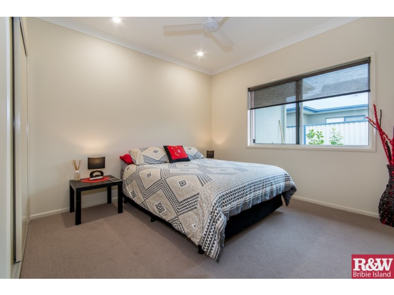34 Barklya Crescent, Bongaree QLD 4507