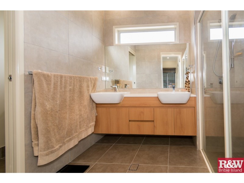 34 Barklya Crescent, Bongaree QLD 4507