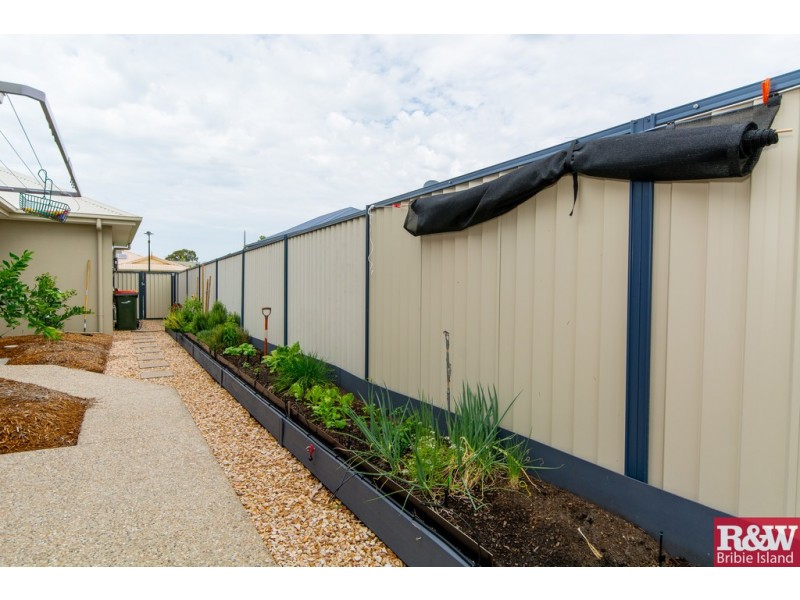 34 Barklya Crescent, Bongaree QLD 4507