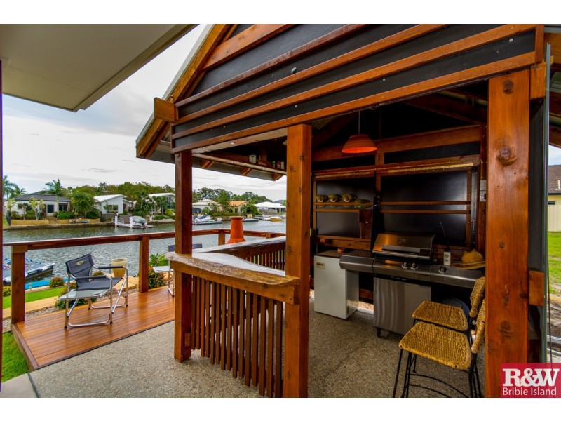 34 Barklya Crescent, Bongaree QLD 4507