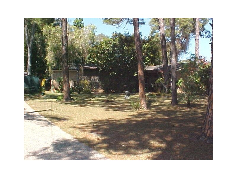 6 8 10 Wattle Avenue, Bribie Island QLD 4507