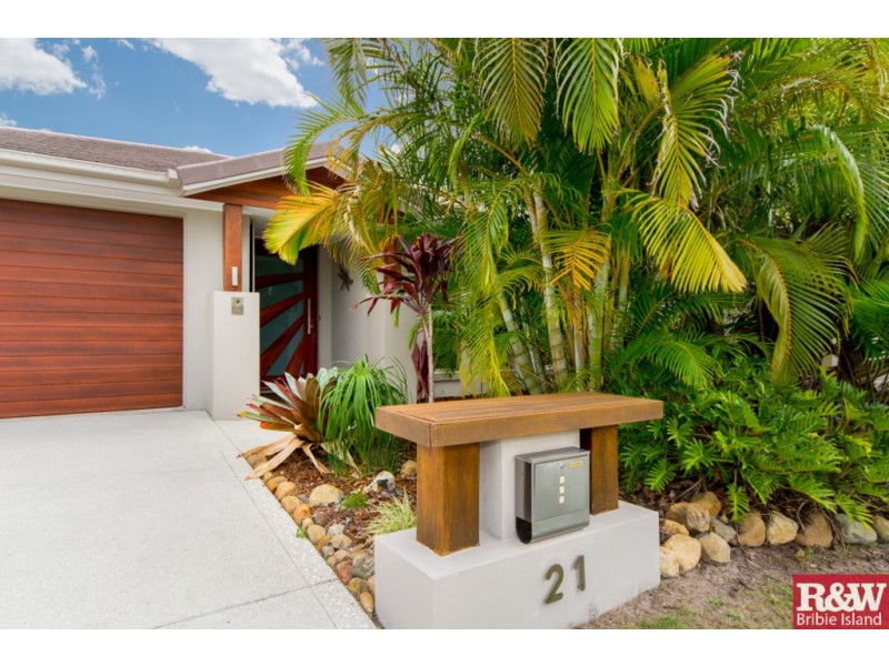 21 Schooner Court, Banksia Beach QLD 4507