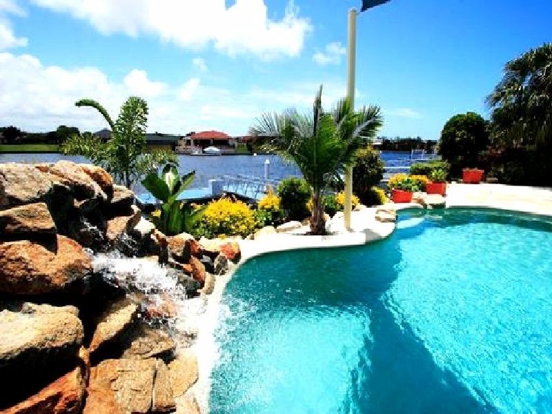 107 Voyagers Drive, Banksia Beach QLD 4507