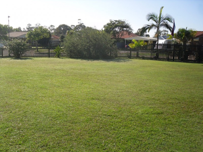 13 Queenscliff Court, Sandstone Point QLD 4511