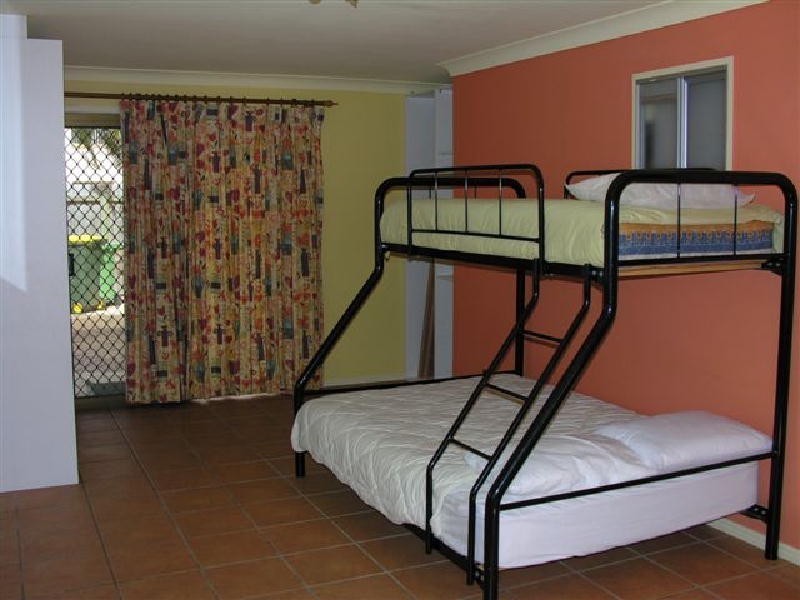 1 Sunderland Drive, Bribie Island QLD 4507