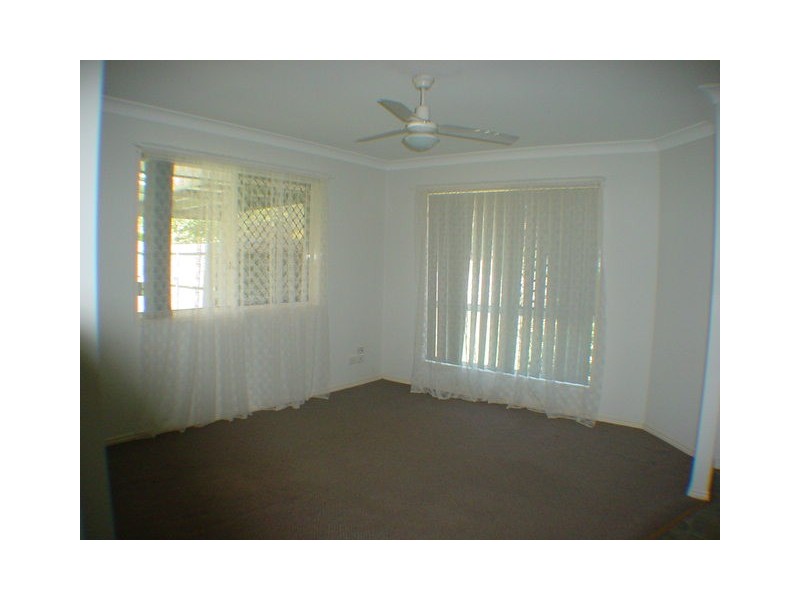 Sandstone Point QLD 4511