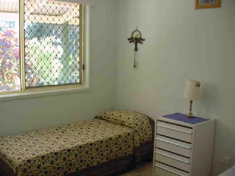 80 Ningi Esplanade, Ningi QLD 4511