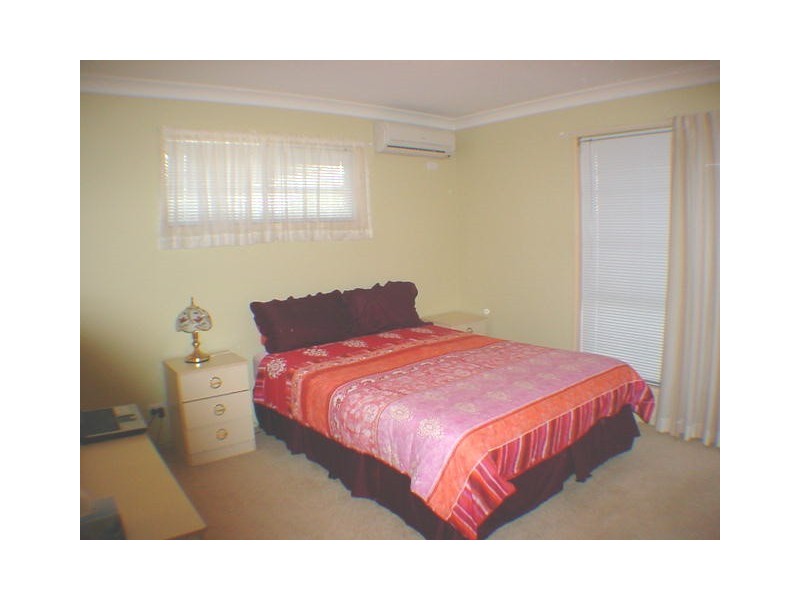 18 Yorkshire Drive, Bribie Island QLD 4507