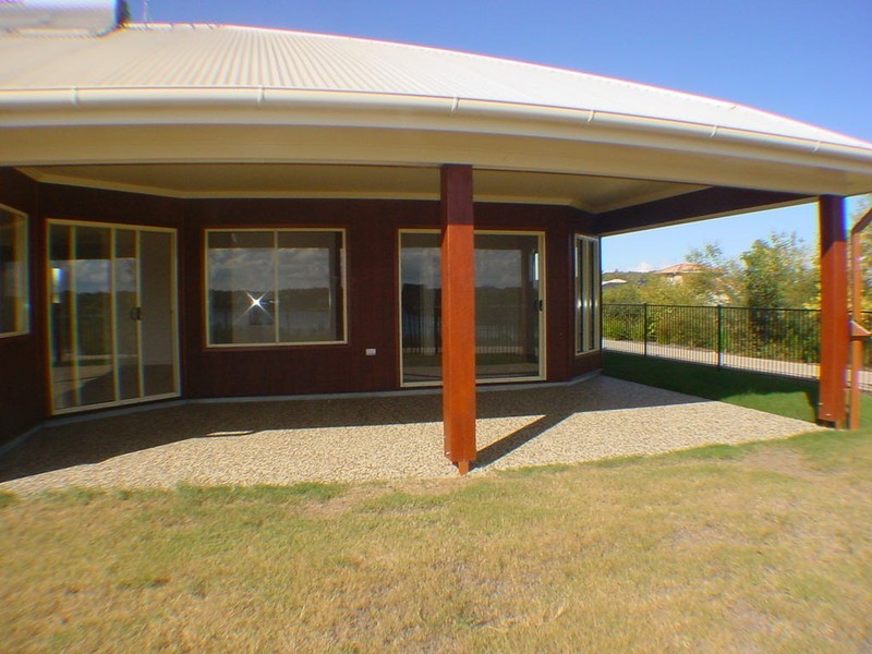 Sandstone Point QLD 4511