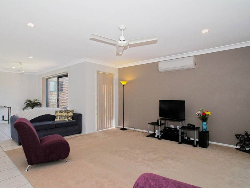 Sandstone Point QLD 4511