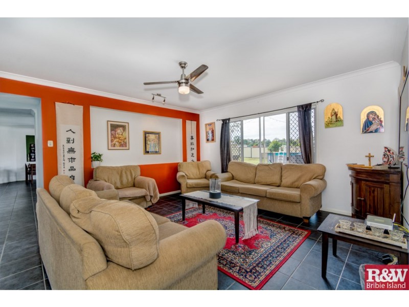 13 Neylon Drive, Ningi QLD 4511