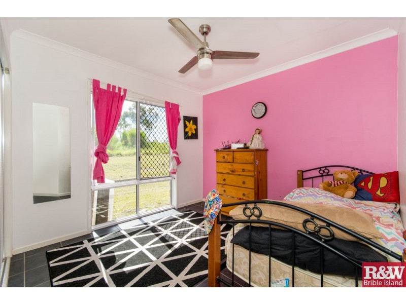 13 Neylon Drive, Ningi QLD 4511