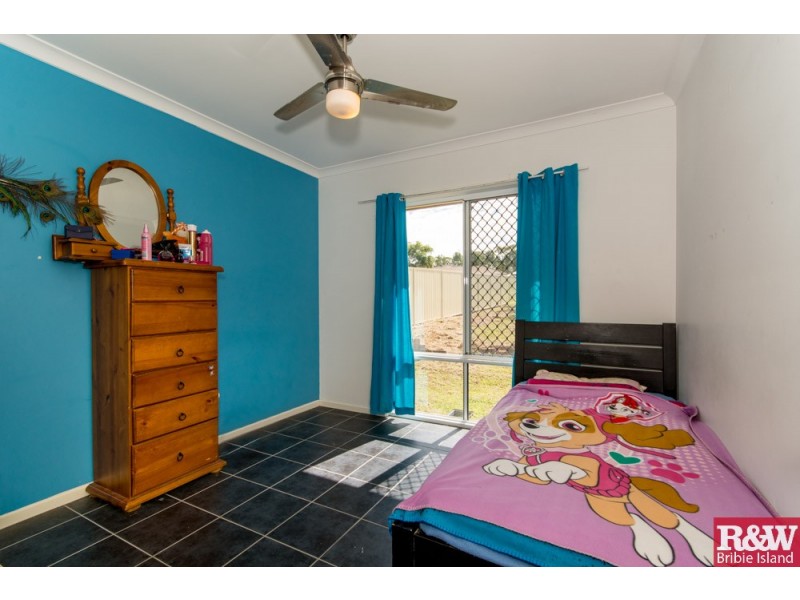 13 Neylon Drive, Ningi QLD 4511