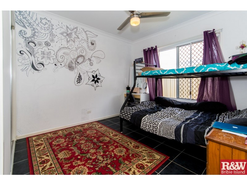 13 Neylon Drive, Ningi QLD 4511