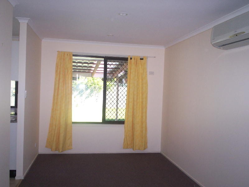 Sandstone Point QLD 4511