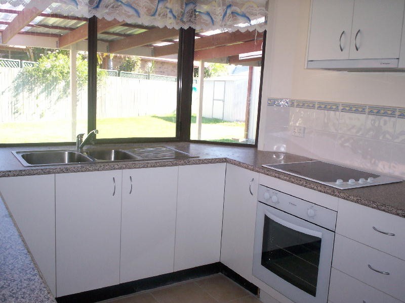 Sandstone Point QLD 4511