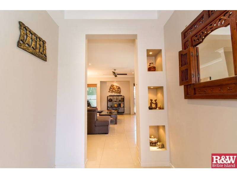 3 Bondi Court, Sandstone Point QLD 4511