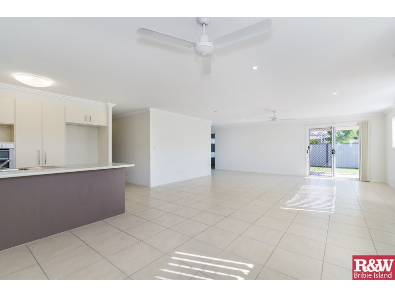 6 Sinclair Place, Ningi QLD 4511