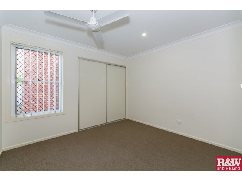 6 Sinclair Place, Ningi QLD 4511
