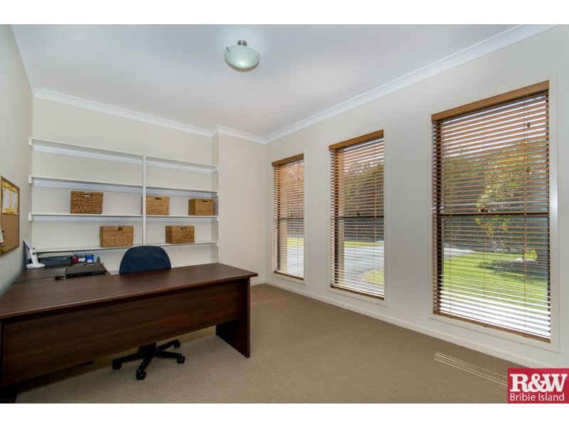 25 Cavanagh Place, Ningi QLD 4511