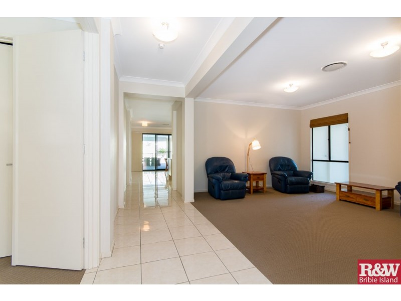 25 Cavanagh Place, Ningi QLD 4511