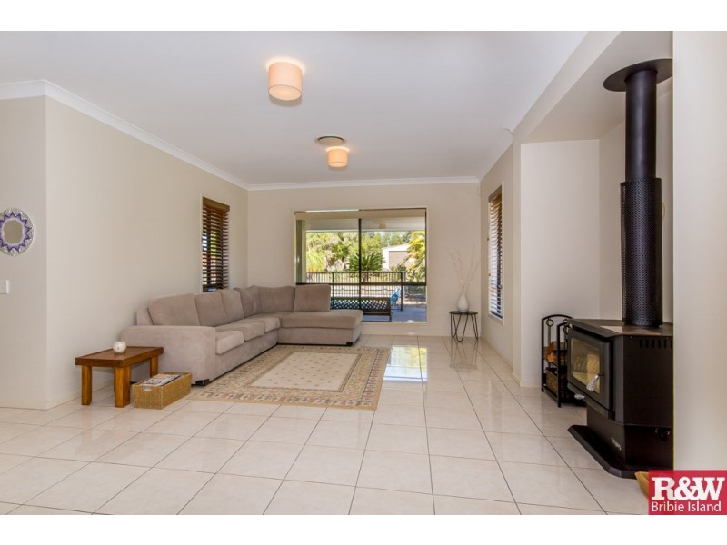 25 Cavanagh Place, Ningi QLD 4511