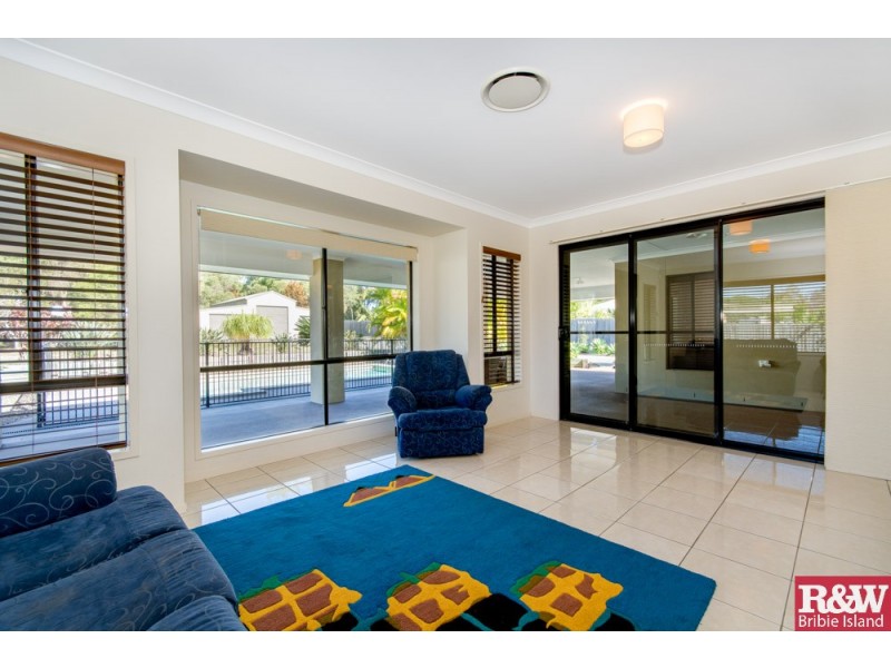 25 Cavanagh Place, Ningi QLD 4511
