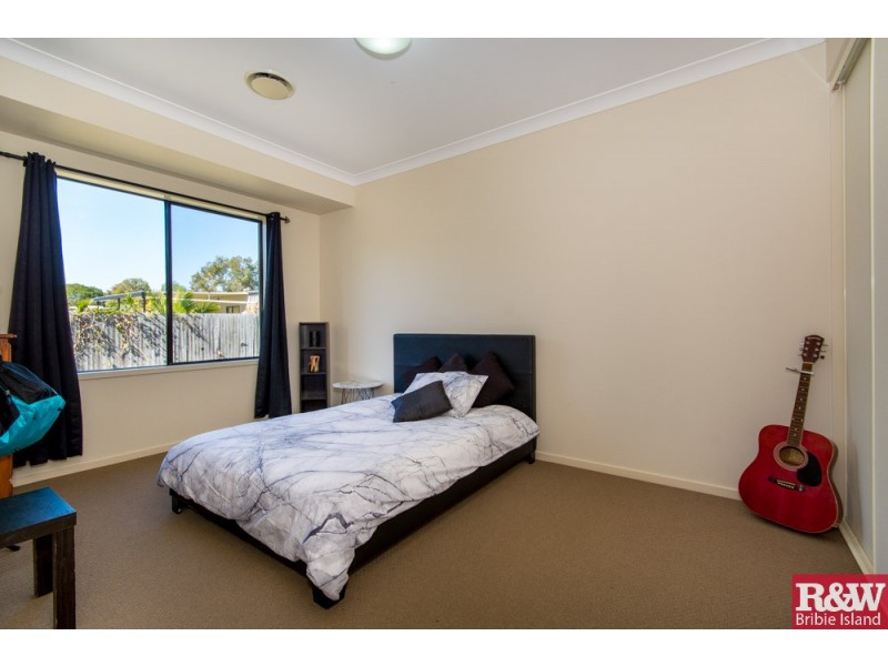 25 Cavanagh Place, Ningi QLD 4511