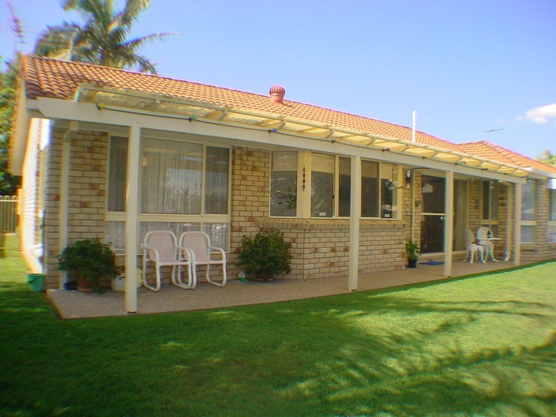 16 Hoya Crescent, Bribie Island QLD 4507