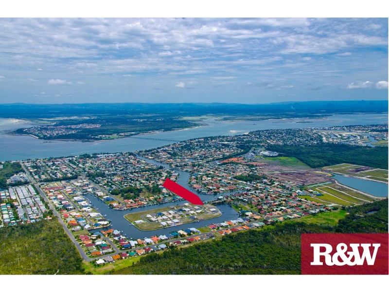 28-30 Pentas Drive, Bongaree QLD 4507