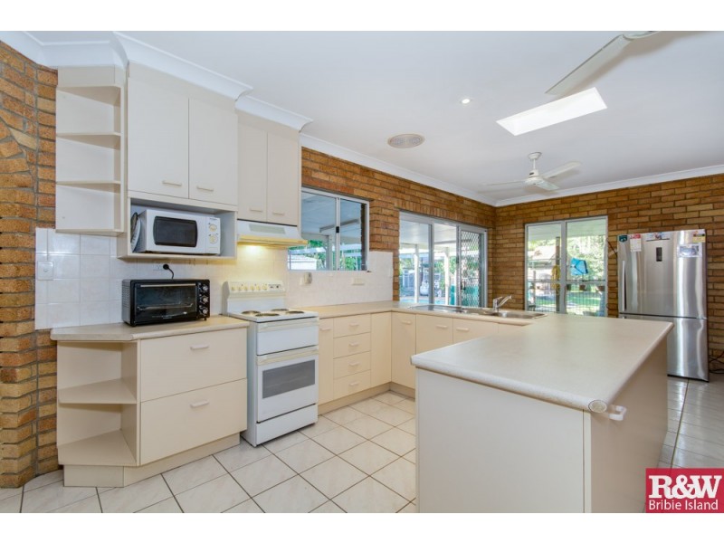 154 Relesah Drive, Ningi QLD 4511