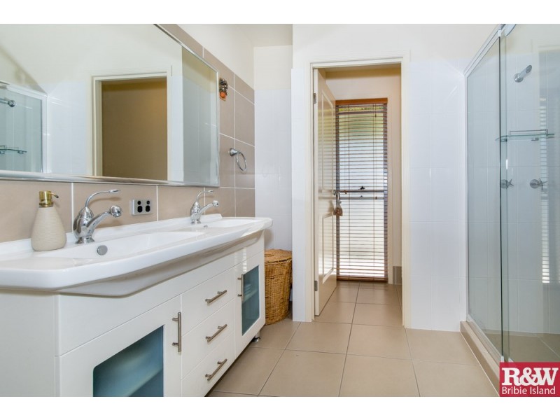 13 Seaeagle Place, Banksia Beach QLD 4507