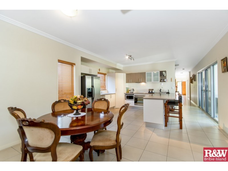 13 Seaeagle Place, Banksia Beach QLD 4507