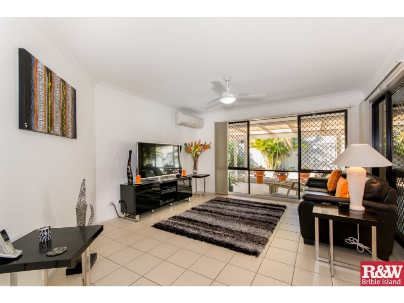 42 Bilinga Court, Sandstone Point QLD 4511
