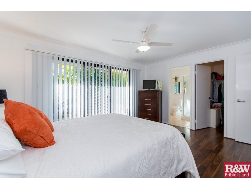 42 Bilinga Court, Sandstone Point QLD 4511