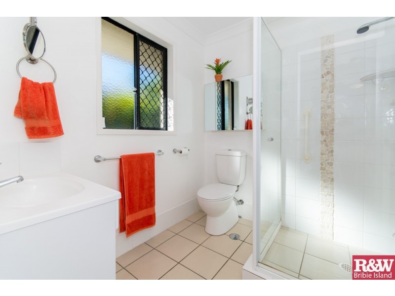42 Bilinga Court, Sandstone Point QLD 4511