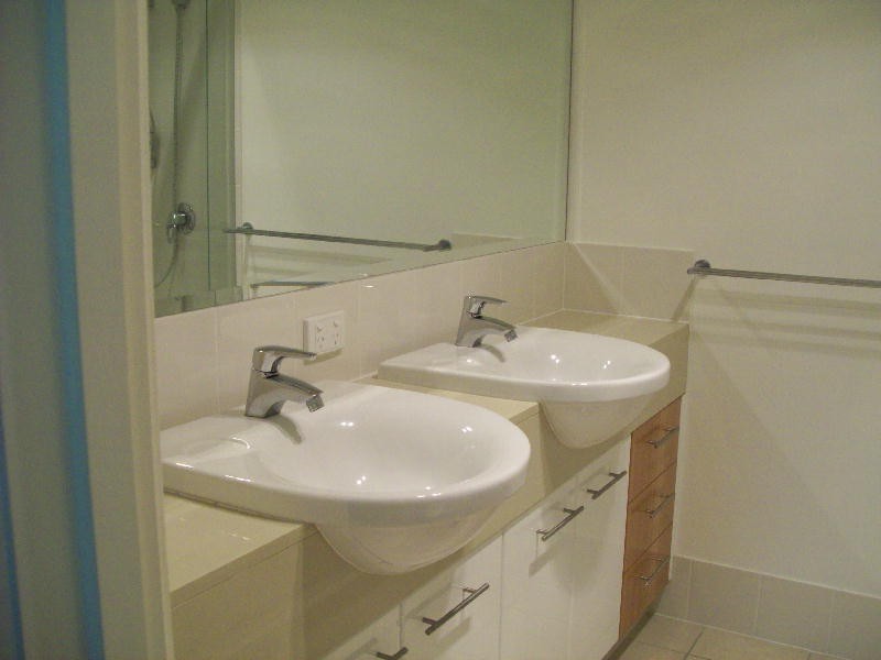 Sandstone Point QLD 4511